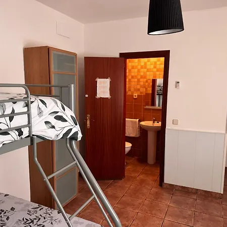 مكان تخييم Riba-roja 3*